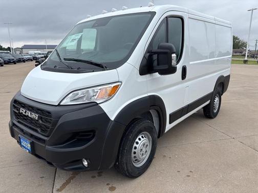 2025 RAM ProMaster 1500 Low Roof