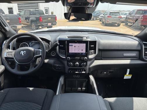 2025 RAM 2500 Big Horn Crew Cab 4x4 6'4' Box