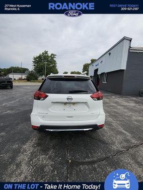2020 Nissan Rogue SV