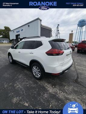 2020 Nissan Rogue SV