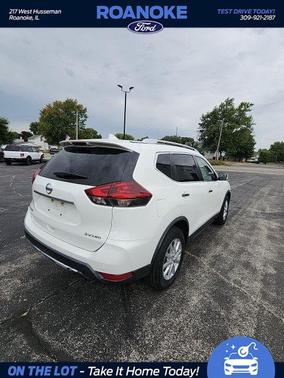 2020 Nissan Rogue SV