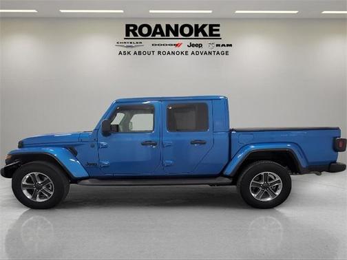 2024 Jeep Gladiator Sport S