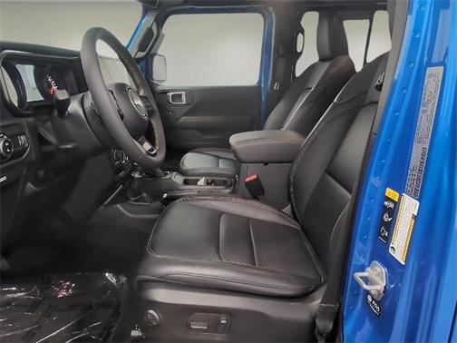 2024 Jeep Gladiator Sport S