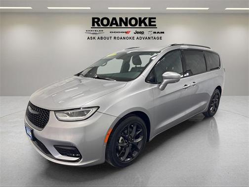2021 Chrysler Pacifica Touring L