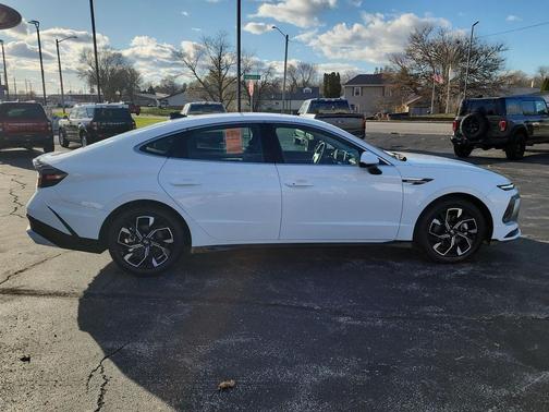 2025 Hyundai SONATA SEL