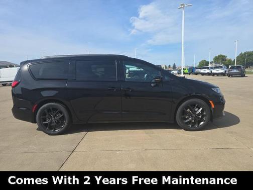 2026 Chrysler Pacifica L