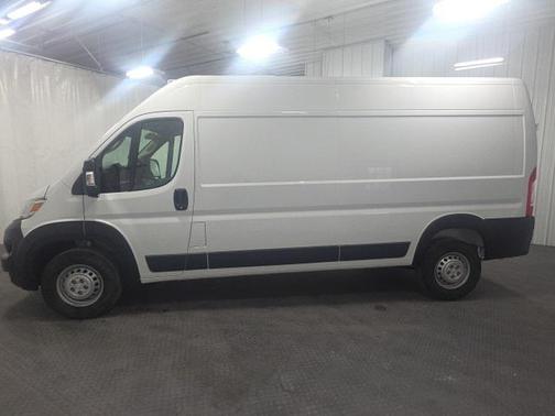 2025 RAM ProMaster 2500 Tradesman