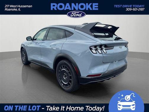 2025 Ford Mustang Mach-E GT