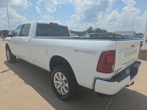 2025 RAM 3500 Laramie Crew Cab 4x4 8' Box