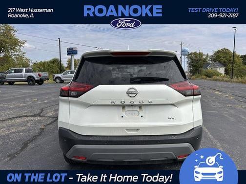 2023 Nissan Rogue SV