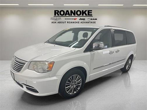 2014 Chrysler Town & Country Touring-L