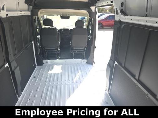 2025 RAM ProMaster 2500 Tradesman