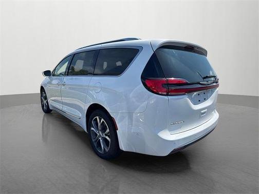 2021 Chrysler Pacifica L