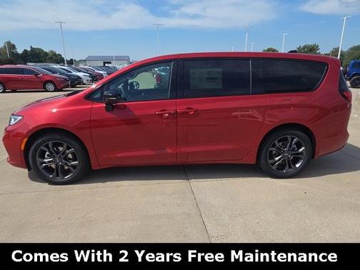 2026 Chrysler Pacifica L