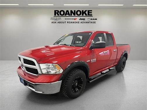 2017 RAM 1500 SLT