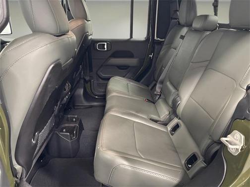 2024 Jeep Gladiator Mojave X