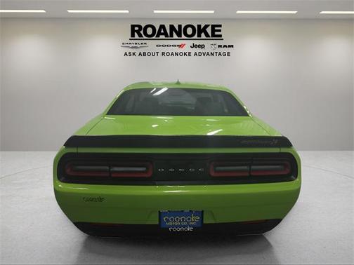 2022 Dodge Challenger R/T Scat Pack Widebody