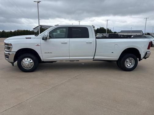 2025 RAM 3500 Laramie Crew Cab 4x4 8' Box