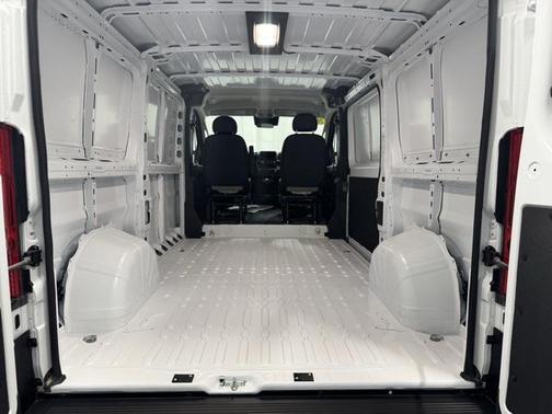 2025 RAM ProMaster 1500 Low Roof