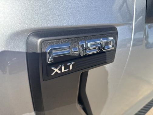 ICONIC SILVER METALLIC 2023 Ford F-150 XLT