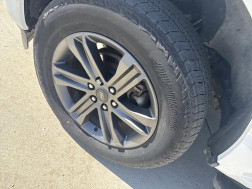OXFORD WHITE 2023 Ford F-150 XLT