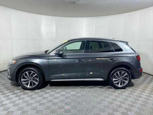 2022 Audi Q5 45 S line Premium Plus