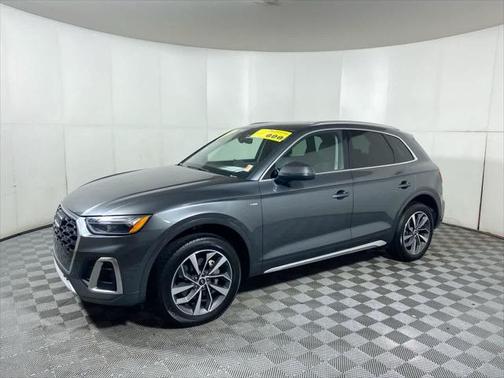 2022 Audi Q5 45 S line Premium Plus