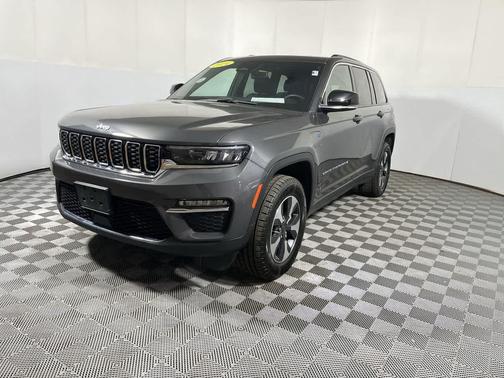 Baltic Gray Metallic Clearcoat 2024 Jeep Grand Cherokee 4xe Base