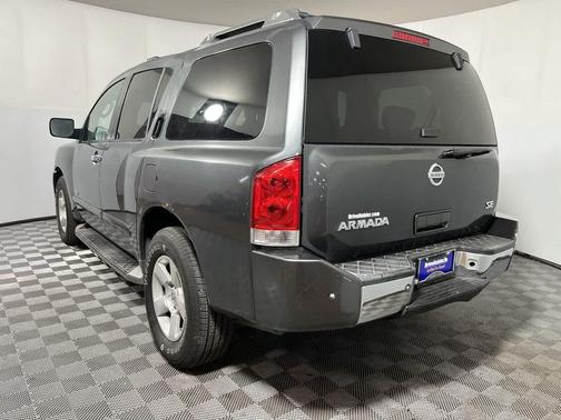 Smoke 2006 Nissan Armada SE