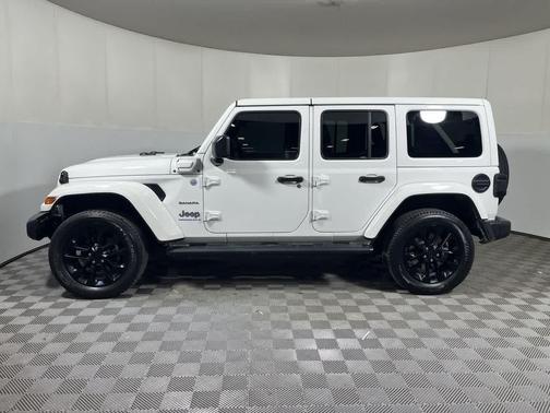Bright White Clearcoat 2023 Jeep Wrangler 4xe Sahara