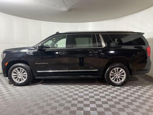 2024 GMC Yukon XL SLT