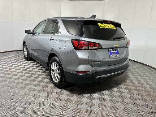 Sterling Gray Metallic 2024 Chevrolet Equinox 1LT