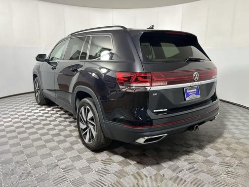 2024 Volkswagen Atlas 2.0T SE w/Technology 4MOTION