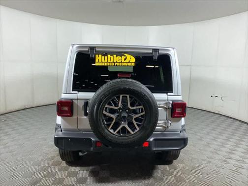 2024 Jeep Wrangler 4-Door Sahara 4x4