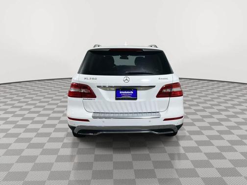 2014 Mercedes-Benz M-Class 4MATIC