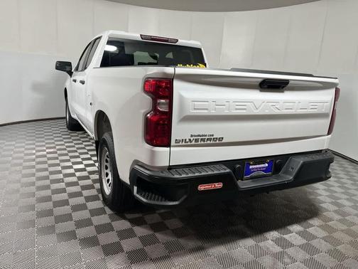 Summit White 2023 Chevrolet Silverado 1500 WT