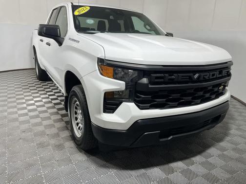 Summit White 2023 Chevrolet Silverado 1500 WT