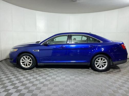 2015 Ford Taurus SE