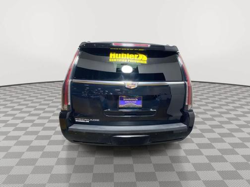 2020 Cadillac Escalade Luxury