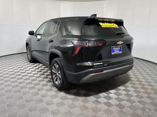 Mosaic Black Metallic 2026 Chevrolet Equinox 1LT