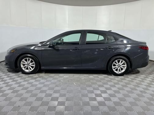 Underground 2025 Toyota Camry LE