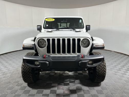 Bright White Clearcoat 2021 Jeep Gladiator Rubicon