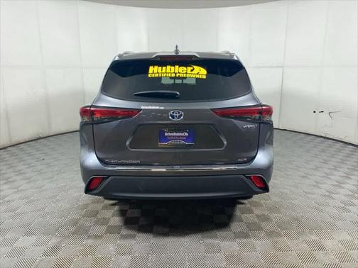2020 Toyota Highlander Hybrid XLE