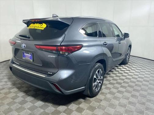 2020 Toyota Highlander Hybrid XLE