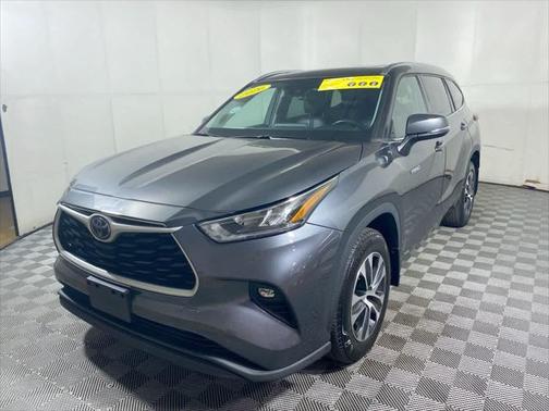 2020 Toyota Highlander Hybrid XLE