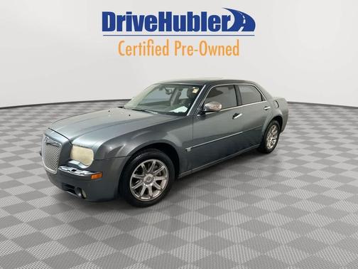 2005 Chrysler 300C Base