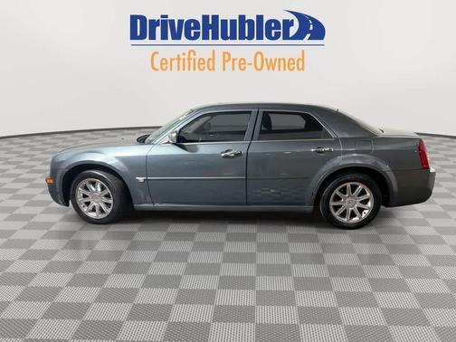 2005 Chrysler 300C Base