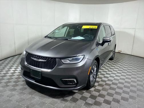 2023 Chrysler Pacifica Hybrid Limited