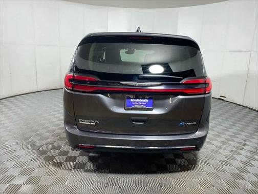 2023 Chrysler Pacifica Hybrid Limited