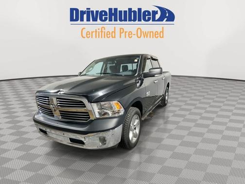 Brilliant Black Crystal Pearlcoat 2015 RAM 1500 Big Horn